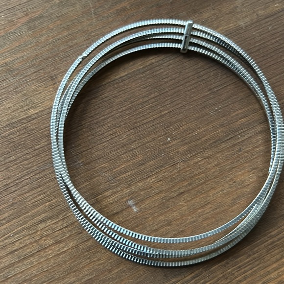 bracelets - Picture 3 of 5